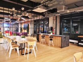 zdjęcie Akademik LivinnX Kraków