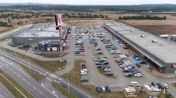 zdjęcie Park handlowy Multishop