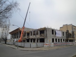 zdjęcie XIII Liceum im. Lisa-Kuli wraz z halą sportową