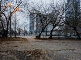 działka, na której stanie kompleks wielofunkcyjny