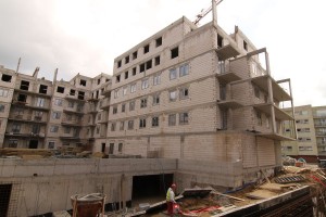 ocieplanie budynku, instalacje i tynki zewnętrzne