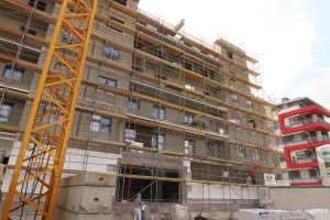 ocieplanie budynku, instalacje i tynki zewnętrzne