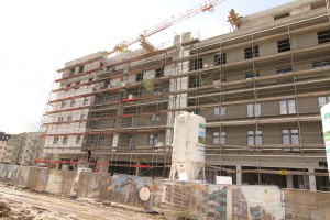 ocieplanie budynku, instalacje i tynki zewnętrzne