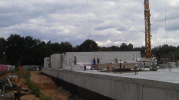 powstaje pierwsza kondygnacja