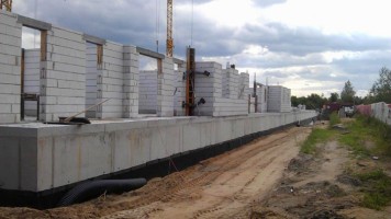 powstaje pierwsza kondygnacja