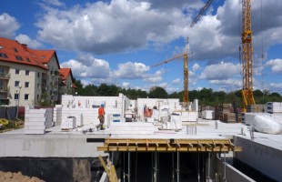 powstaje pierwsza kondygnacja