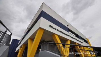 zdjęcie Szkoła Podstawowa im. Margarethy Kamprad w Jarostach