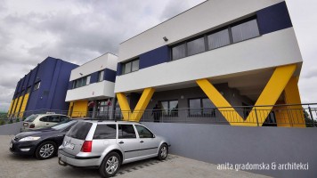 zdjęcie Szkoła Podstawowa im. Margarethy Kamprad w Jarostach