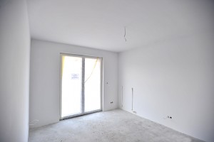 i etap - prace wykończeniowe, głównie wokół budynku