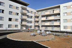 i etap - prace wykończeniowe, głównie wokół budynku