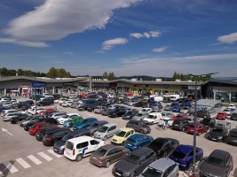 zdjęcie [Miłków] Centrum handlowe Przystanek Karkonosze