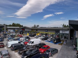 zdjęcie [Miłków] Centrum handlowe Przystanek Karkonosze