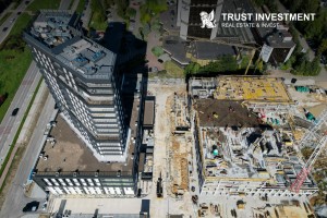 zdjęcie z budowy SkyTrust Solidarności