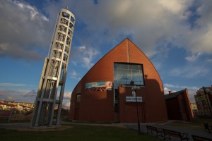 zdjęcie Kościół parafialny pw. Zesłania Ducha Świętego