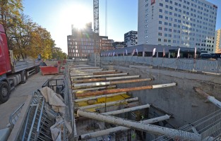 zdjęcie z budowy Powstańców 7D