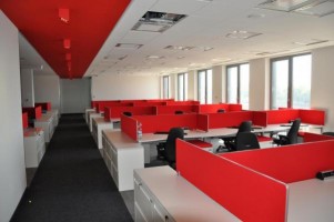 zakończenie prac w budynku Amsterdam, kontynuacja prac w budynku Rotterdam