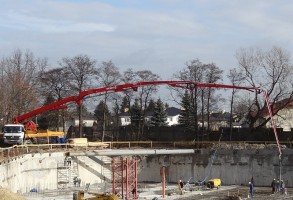 Prace nad płytą fundamentową coraz bardziej zaawansowane