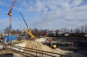 Prace nad płytą fundamentową coraz bardziej zaawansowane