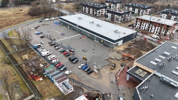 zdjęcie Centrum handlowe Nowa Górna