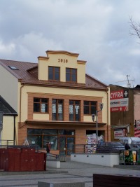 zdjęcie pl. Narutowicza 10