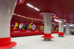 zdjęcie Stacja metra C-9 Rondo Daszyńskiego