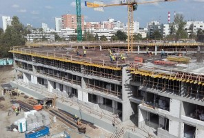 OWII - BUD. B1 B2 - TOCZĄCE SIĘ PRACE CIESIELSKO ZBROJARSKIE
