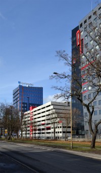 zdjęcie Millennium Towers - Garaż welopoziomowy