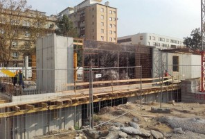 WZNOSZENIE ŚCIAN ŻELBETOWYCH PARTERU NA SEGMENCIE A
