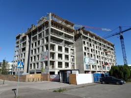 zdjęcie z budowy Livin’ Praga