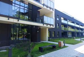 zdjęcie Bartycka 49 Apartamenty