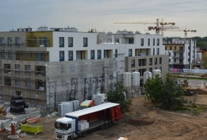 OWI - BUD. A1 - ELEWACJA PÓŁNOCNA - WIDOK Z ETAPU II INWESTYCJI