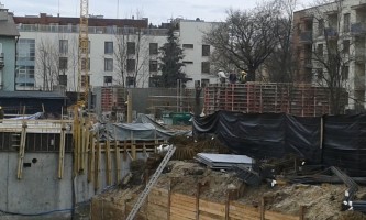 Kontynuacja garażu podziemnego, ściany parteru od strony południowej