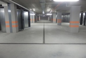 ZAKOŃCZENIE PRAC ZWIĄZANYCH Z MALOWANIEM GARAŻU ORAZ MONTAŻEM KOMÓREK LOKATORSKICH