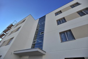 I etap - Wykonywane są prace elewacyjne oraz prace związane z zagospodarowaniem terenu