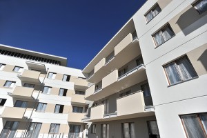 I etap - Wykonywane są prace elewacyjne oraz prace związane z zagospodarowaniem terenu