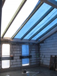 Rozpoczęty został I etap prac elewacyjnych - ocieplenie od strony dziedzińca