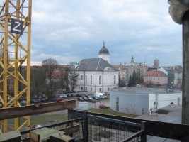 Rozpoczęty został I etap prac elewacyjnych - ocieplenie od strony dziedzińca