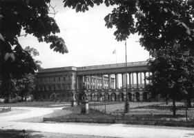 zdjęcie archiwalne Pałac Saski