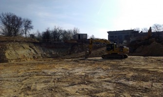 Trwają prace związane z palowaniem terenu pod realizacje płyty fundamentowej