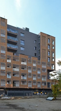 zdjęcie Dmowskiego 19