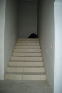 trwają prace na klatkach schodowych i tarasach