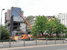 wyburzanie budynku pod realizację inwestycji
