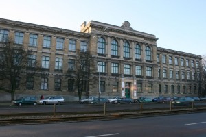 zdjęcie Zespół Szkół Ponadgimnazjalnych nr 19 im. Karola Wojtyły