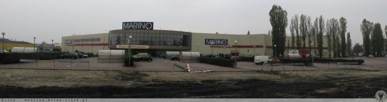 zewnątrz
