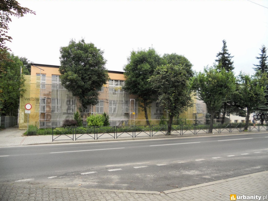 I Lo Im Władysława Broniewskiego I Liceum Ogólnokształcące im. Władysława Broniewskiego Bełchatów 1-ego