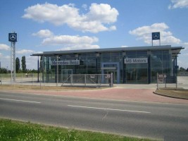 zdjęcie Salon Samochodowy Mercedes