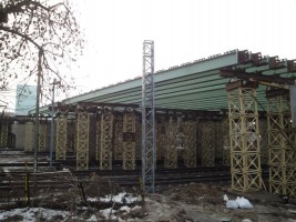 Podparcie technologiczne dźwigarów ustroju nośnego wiaduktu wschodniego (tramwajowego)
