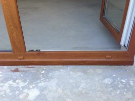 wykończenia balustrd balkonowych, oświetleń balkonów oraz wykończenia progów balkonowych