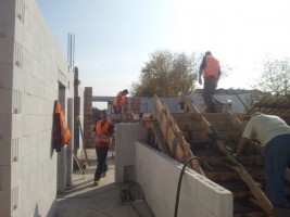 Strop nad garażami - ściany I piętra